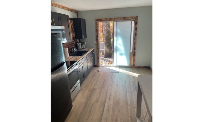 Carbondale Apartment | Cozy Cabins in the woods.