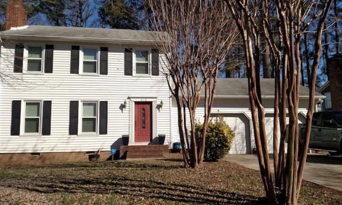 Cary Boat Rental | Cozy Cary Waterfront Home