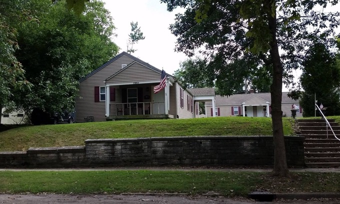 Holy Cross House | Cozy Comfortable 2 bedroom home