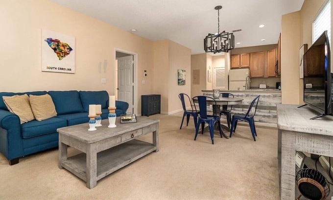 Red Hill Condo | Cozy Condo on the Course