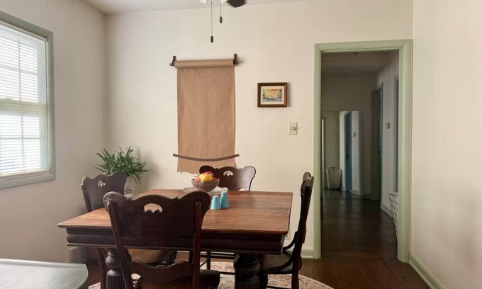 Hastings Cottage | Cozy Cottage Great Location + Espresso Bar