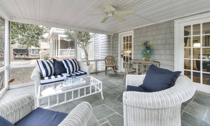 The Pines Cottage | Cozy Cottage in The Pines just two blocks from Rehoboth Beach.