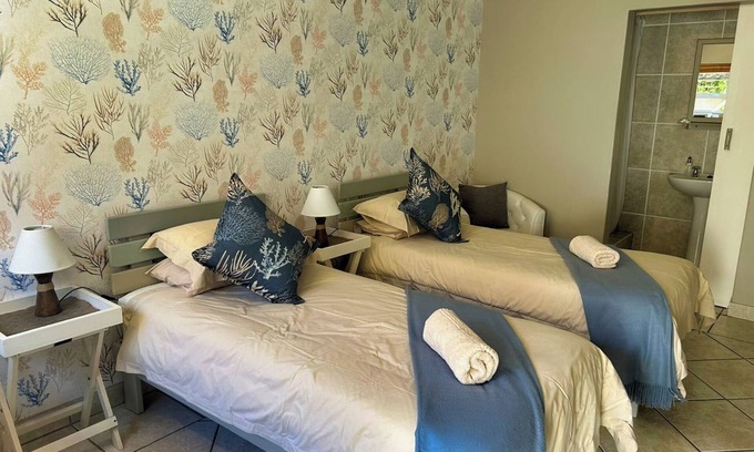 Langebaan Apartment | Cozy Crner, home away from home, mere 100m away from pristine beaches