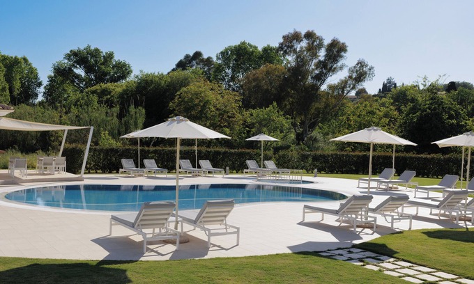 Dassia Apartment | Cozy deluxe apartment a few steps from the beach!