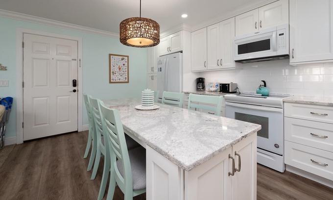 Sanibel Condo | Cozy Dockside 2 bedroom, 2 bath at Sanibel Moorings Resort #1322
