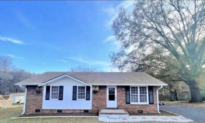 Eden House | Cozy Eden Ranch Near Medical Center