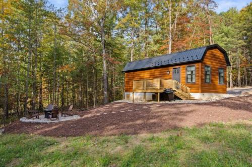 Luray House | Cozy Family Luray Cabin w Fire Pit Grill WiFi & More