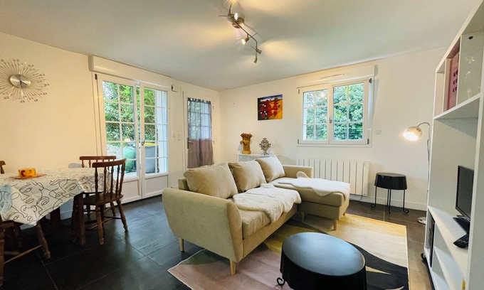 La Chapelle-des-Fougeretz Apartment | Cozy 2-bedroom apartment near RENNES in La Chapelle-des-Fougeretz