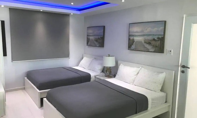Campamento Pinones Apartment | Cozy getaway just 5 minutes from airport