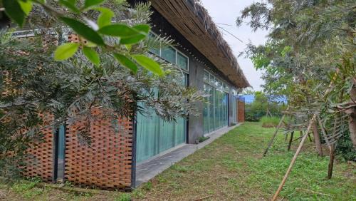 Pak Chong House | Cozy Glass House