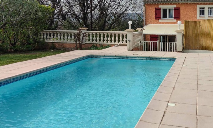 Saint-Quentin-la-Poterie House | Cozy home in St-Quentin-la-Poterie