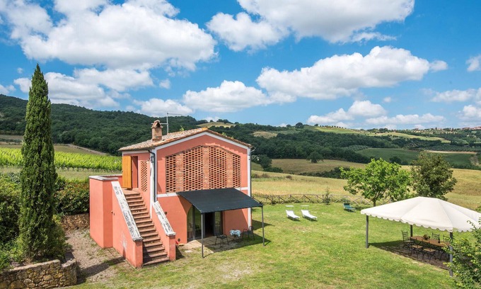 San Quirico d'Orcia House | Cozy home in San Quirico D'Orcia