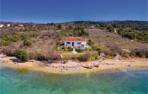 Barbat na Rabu House | Cozy Home In Barbat With House Sea View