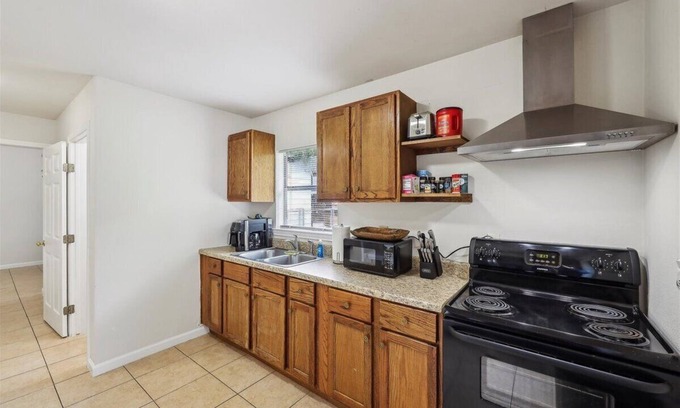 Bridge City House | Cozy home in Bridge City