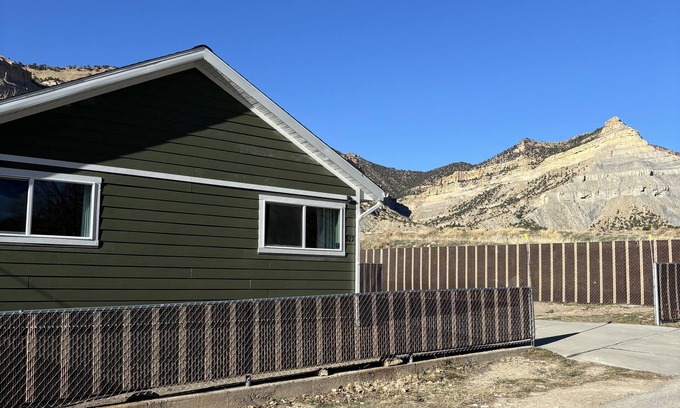 Helper House | Cozy Home in Historic Helper Utah, near park, pool, Utah Aggies baseball field.