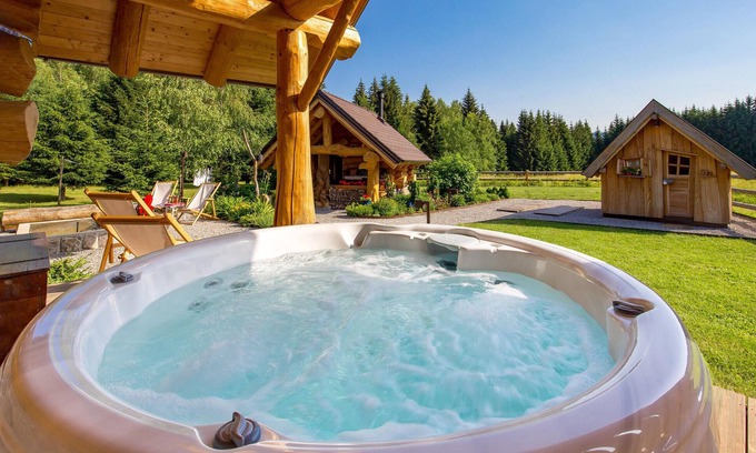 Hlevci House | Cozy home in Hlevci with sauna