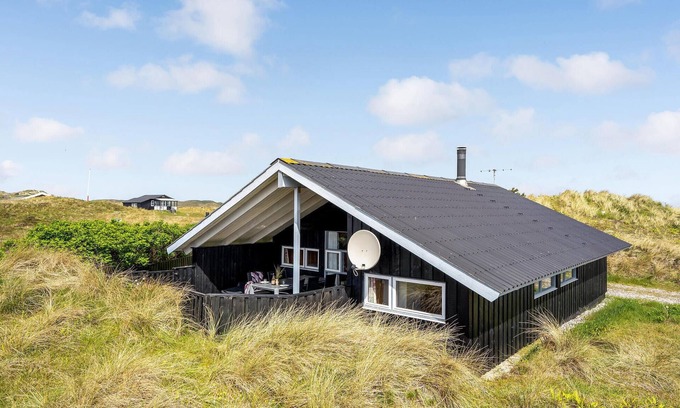 Haurvig House | Cozy home in Hvide Sande with sauna
