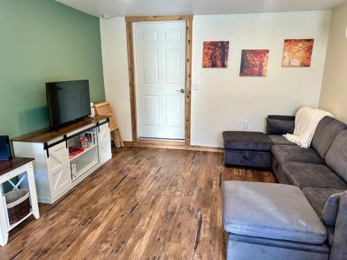 Pittsfield House | Cozy Home in Pittsfield