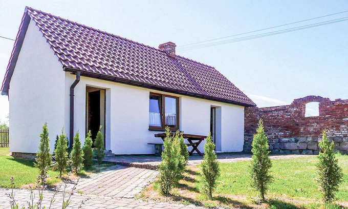 Postomino House | Cozy home in Postomino with WiFi