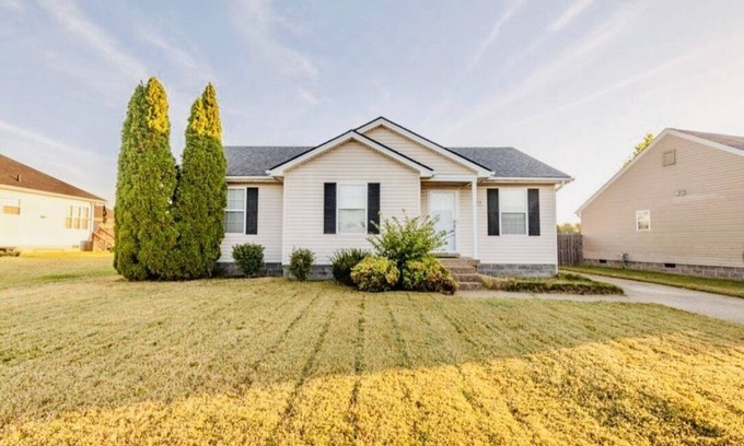 Bridgeport House | Cozy Home In The Heart of Louisville