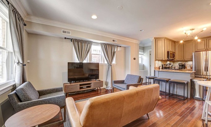 Eckington House | Cozy Home with Free Parking | 3BR/2.5BA #DCottage