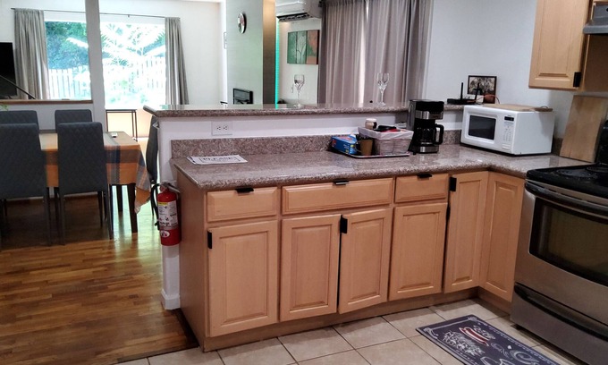 Dunsmuir House | Cozy house in charming Dunsmuir with AC and WiFi