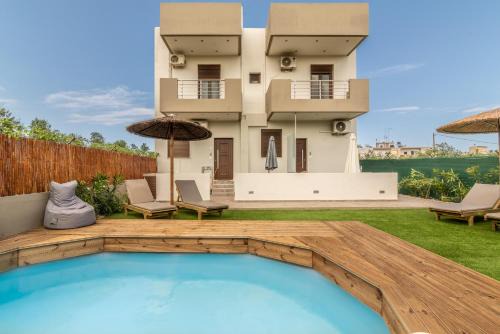 Malevizi Apartment | Cozy House with Pool near Beach