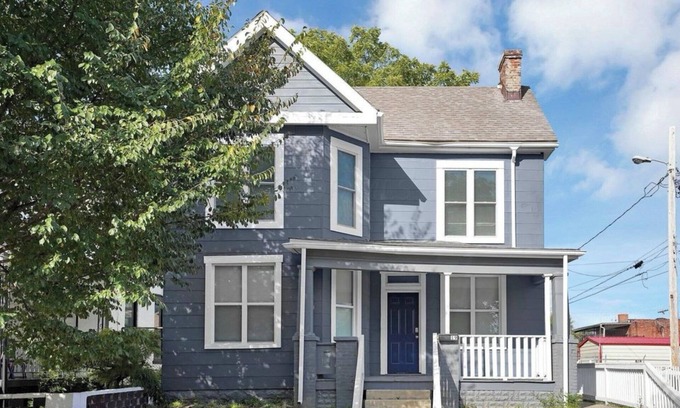 West Columbus House | Cozy house with WiFi in charming Columbus