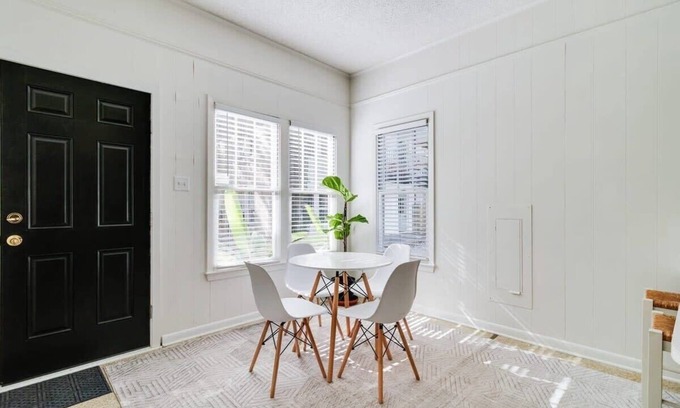 Freetown - Port Rico House | Cozy Lafayette Shared House-private Bedroom Garden Free Parking