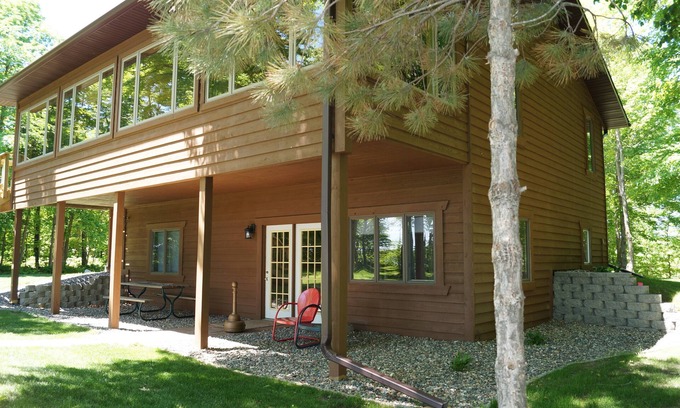 Deerwood House | Cozy Lake Home in the heart Brainerd/Mille Lacs/Cuyuna area