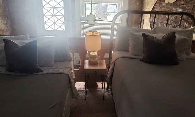 Freeport House | Cozy Loft by the Sea