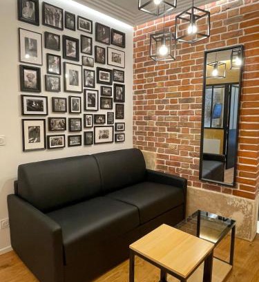 Montmartre Apartment | Cozy Loft Montmartre Place des Abbesses Sacré Cœur