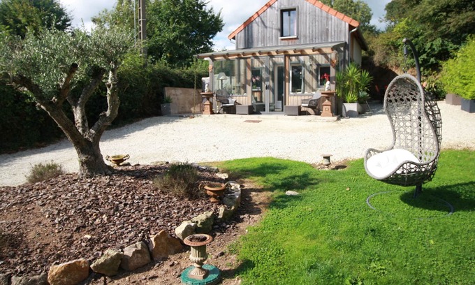 Cotentin Peninsula Cottage | Cozy maisonette with SPA, SAUNA, 15 min from the sea and Cherbourg