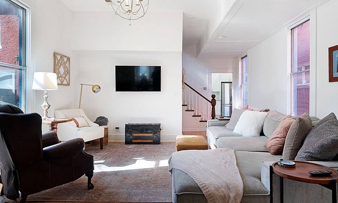 Louisville House | Cozy Old Lou