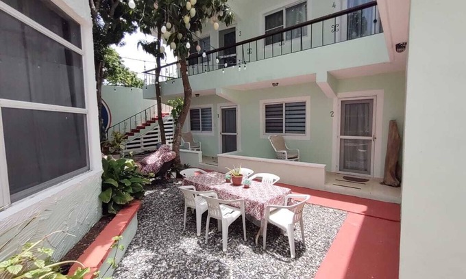 Mar De Sol Apartment | Cozy One Bedroom Apartment in Juan Dolio Beach with AC, WiFi & Hot Water