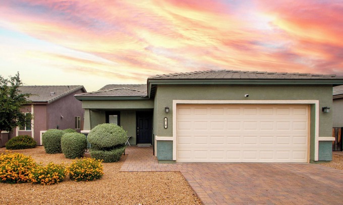 South Mountain House | Cozy Phoenix Home w/Fire Pit & Office & Near Airport & South Mountain Park