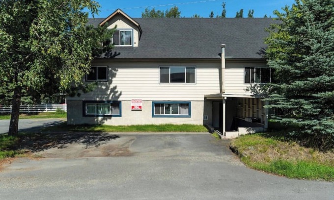 Campbell Park Apartment | Cozy Piper Nook -1