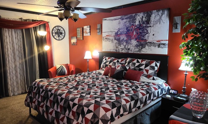 Gracewood House | Cozy Rare Gem Smart Home Full of Amenities! Fort Eisenhower Convenient!