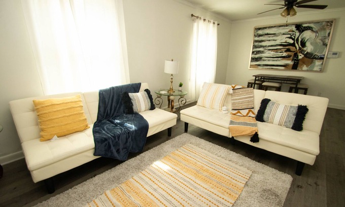 Little Rock House | Cozy Remodeled Home! Close to Everything & Great for Long-Term Stays