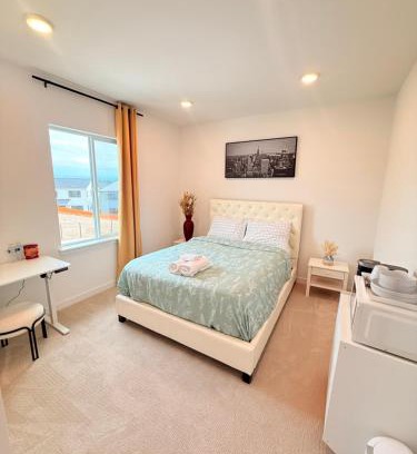 Bonney Lake House | Cozy Retreat, Room 2, Near Mt Rainier, Seattle, National parks