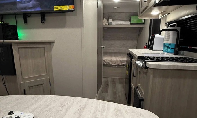 Southfield House | Cozy Retreat SuperHost Long Term