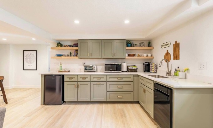 Edgewater House | Cozy Rocky Mountain Retreat: Private Guesthouse in Scenic Wheat Ridge