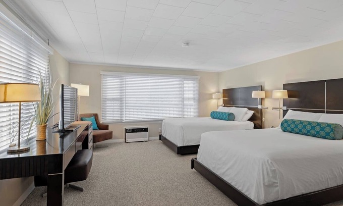 Falmouth Heights Hotel | Cozy Room by Beach | 2 Beds + Deck Access