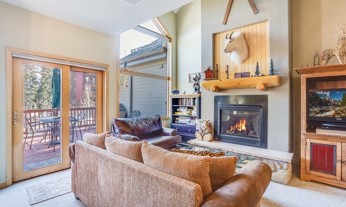 Peak 8 House | Cozy Ski-In/Ski-Out Townhome: Perfect for Family Gatherings