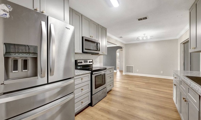 Port Saint Lucie House | Cozy stays W/huge yard & patio