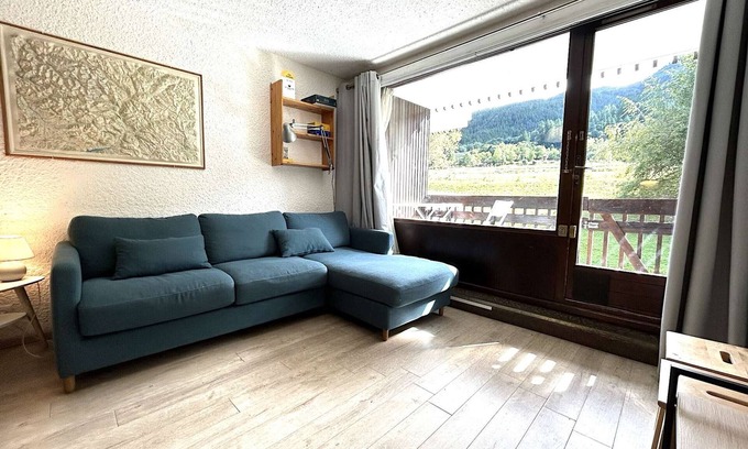 La Salle-les-Alpes Apartment | Cozy Studio near Ski Lift, Shops & Pool - Sleeps 4