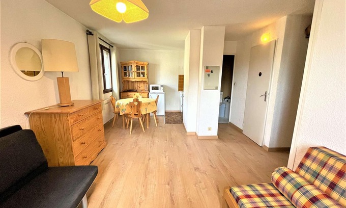La Salle-les-Alpes Apartment | Cozy Studio with Mountain Corner - 4 Sleeps, Near Slopes & Shops, La Salle Les Alpes
