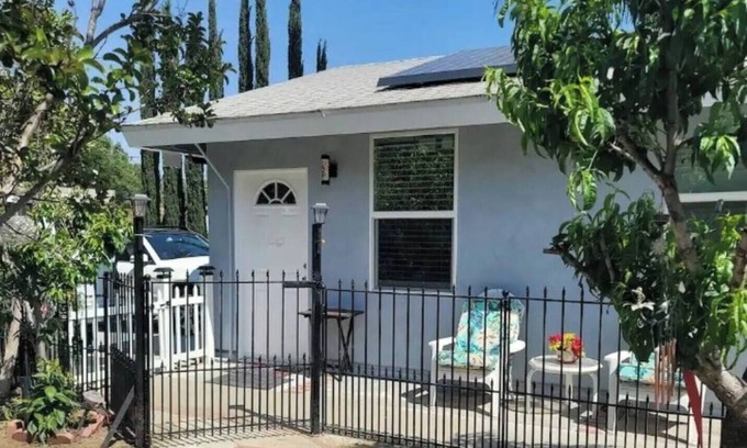 Bonita Apartment | Cozy studio with private entrance in quiet neighborhood. Pet-Friendly.