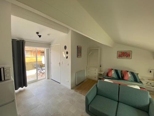 Collobrieres Apartment | Cozy studio with terrace and view Collobrières