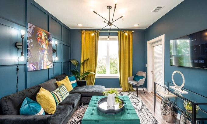 Old Fourth Ward Condo | Cozy Stylish Home in Downtown Atlanta